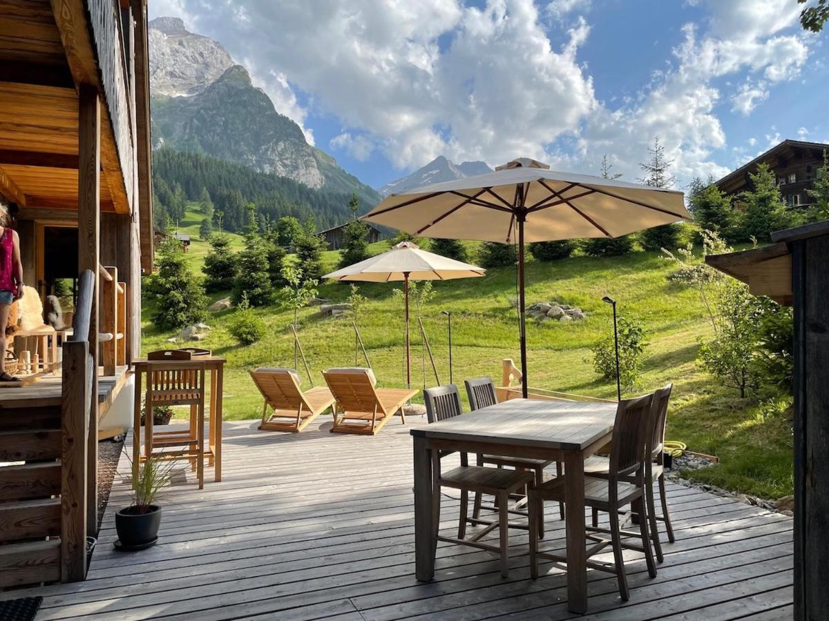 Alpen Charme - Chalet D'Hotes Et Spa Gsteig Exterior foto